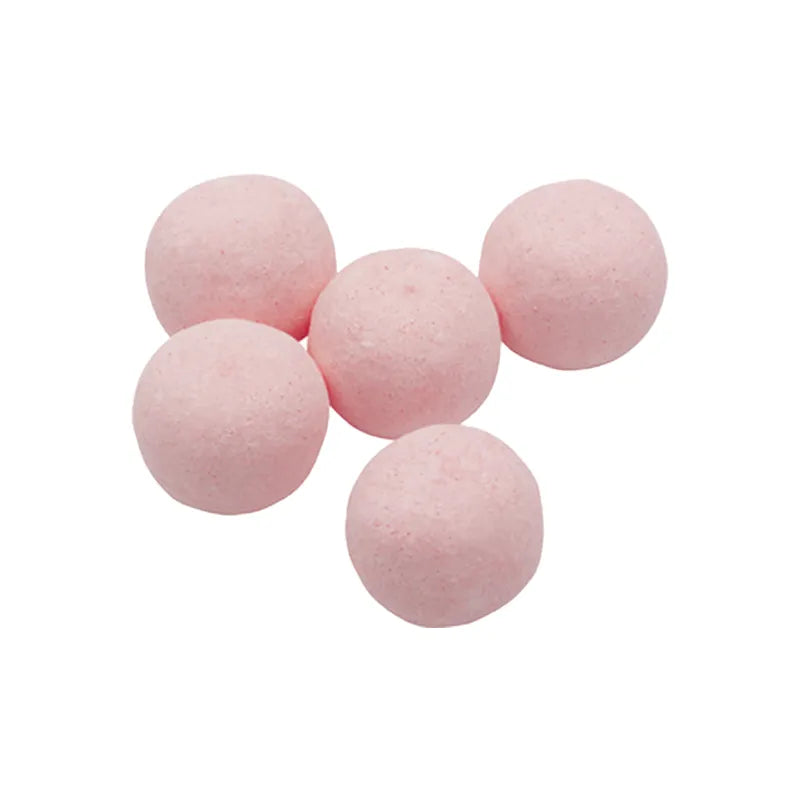 Pink ball-shaped chewy candy by Cloetta.
